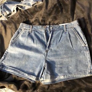 Women’s American eagle shorts